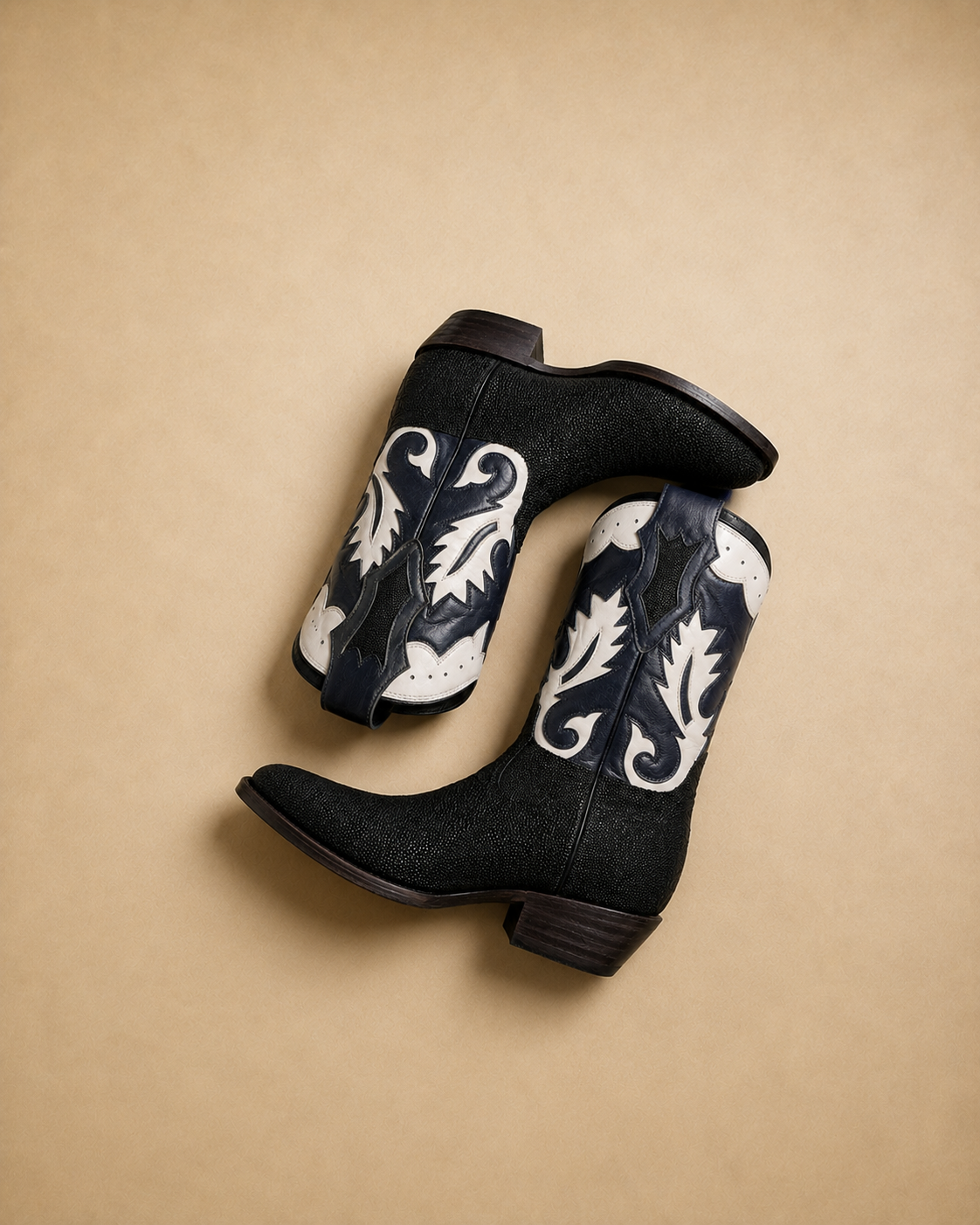 Midnight Stingray boot
